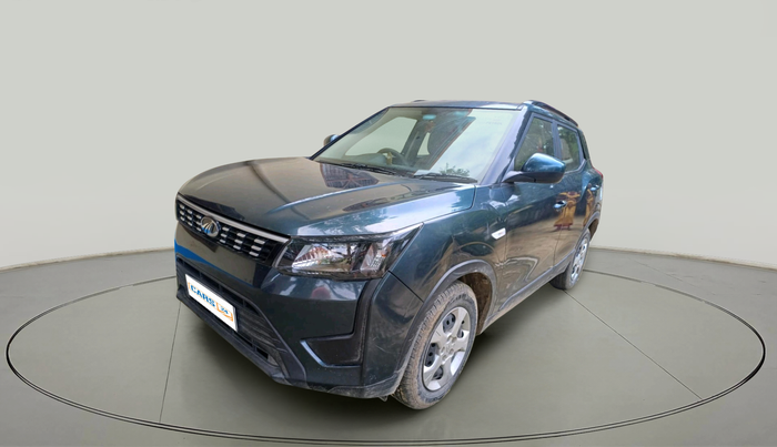 2019 Mahindra XUV300 W6 1.2 PETROL, Petrol, Manual, 20,433 km, exterior