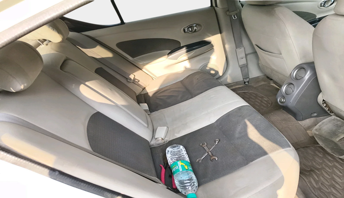 2013 Renault Scala RXL PETROL, Petrol, Manual, 1,17,060 km, interior