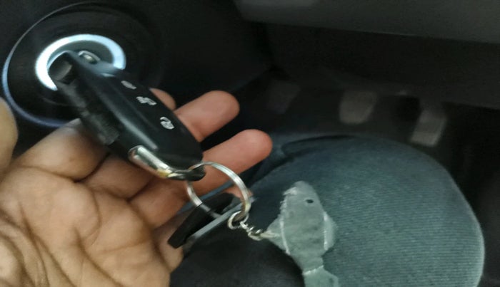 2021 Tata NEXON XM SUNROOF PETROL, Petrol, Manual, 31,443 km, interior