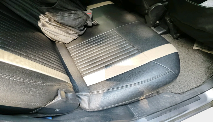 2017 Maruti Wagon R 1.0 VXI, Petrol, Manual, 59,435 km, interior