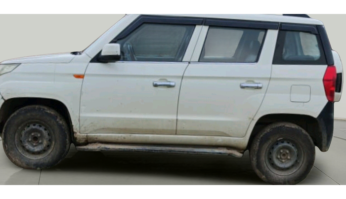 2017 Mahindra TUV300 T6, Diesel, Manual, 1,28,723 km, exterior