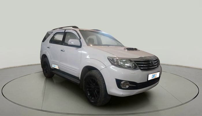 2016 Toyota Fortuner 3.0 4X4 AT, Diesel, Automatic, 2,64,310 km, exterior