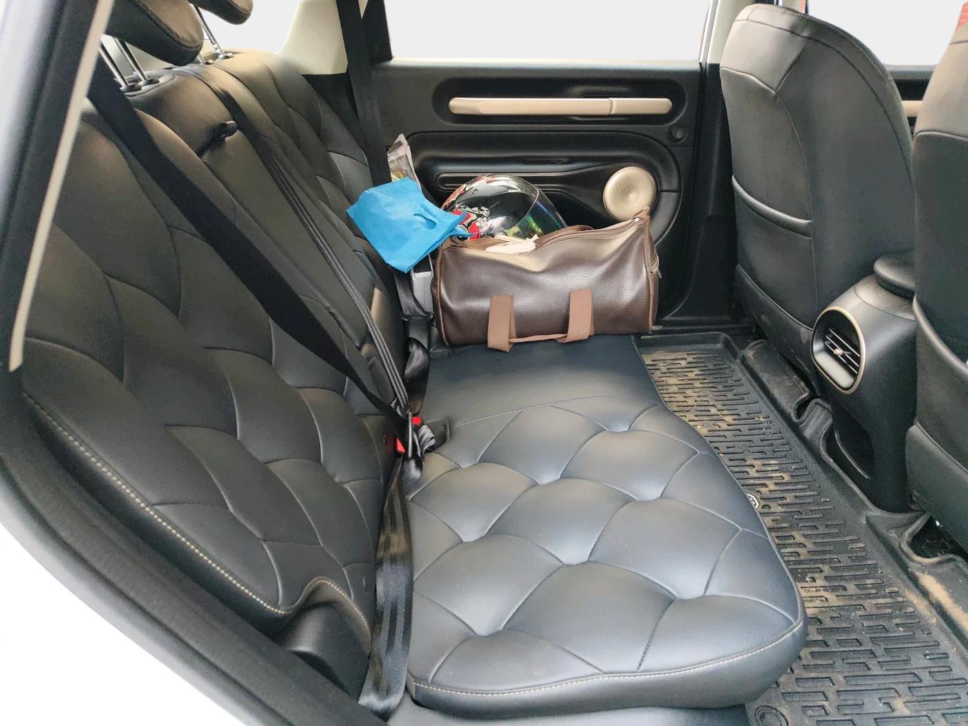 2025 MG Windsor EV Exclusive, Electric, Automatic, 4,441 km, interior