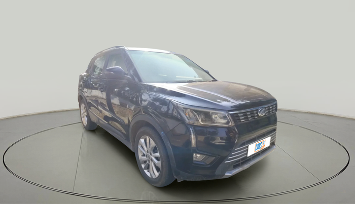 2021 Mahindra XUV300 W8 1.2 PETROL, Petrol, Manual, 77,446 km, exterior