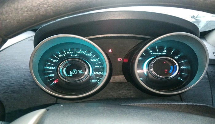 2016 Mahindra XUV500 W6 1.99, Diesel, Manual, 60,370 km, interior