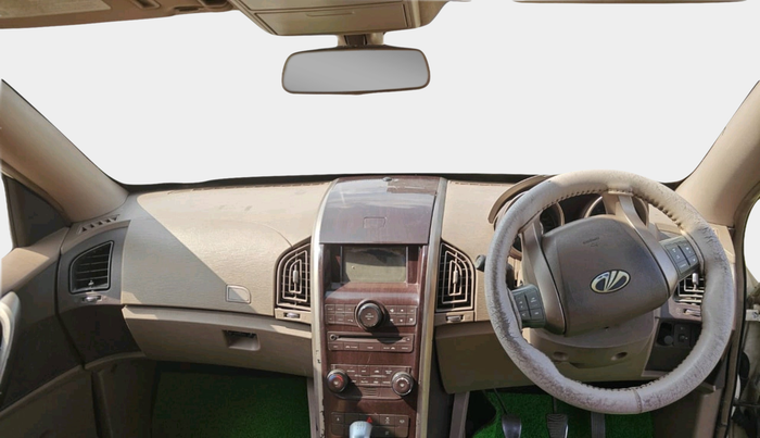 2012 Mahindra XUV500 W8, Diesel, Manual, 3,47,105 km, interior