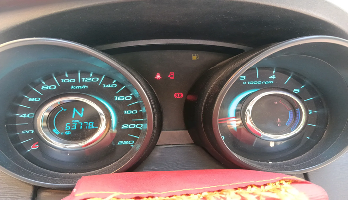 2017 Mahindra XUV500 W4 1.99, Diesel, Manual, 63,778 km, interior