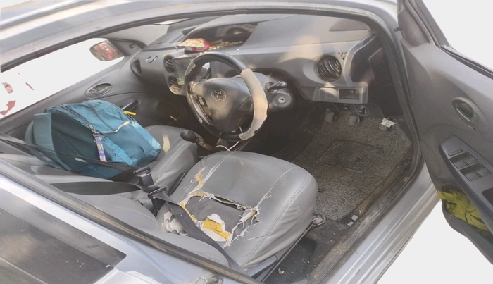 2012 Toyota Etios G, Petrol, Manual, 1,21,424 km, interior