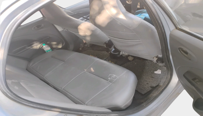 2012 Toyota Etios G, Petrol, Manual, 1,21,424 km, interior