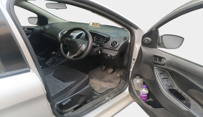 2016 Ford Figo Aspire TITANIUM 1.2 PETROL, Petrol, Manual, 69,599 km, interior