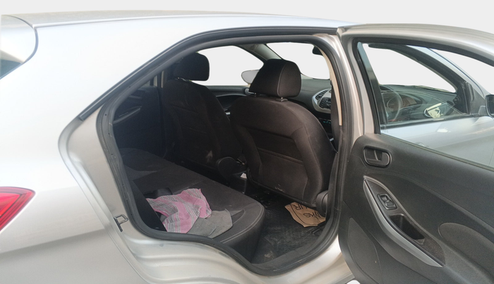 2016 Ford Figo Aspire TITANIUM 1.2 PETROL, Petrol, Manual, 69,599 km, interior