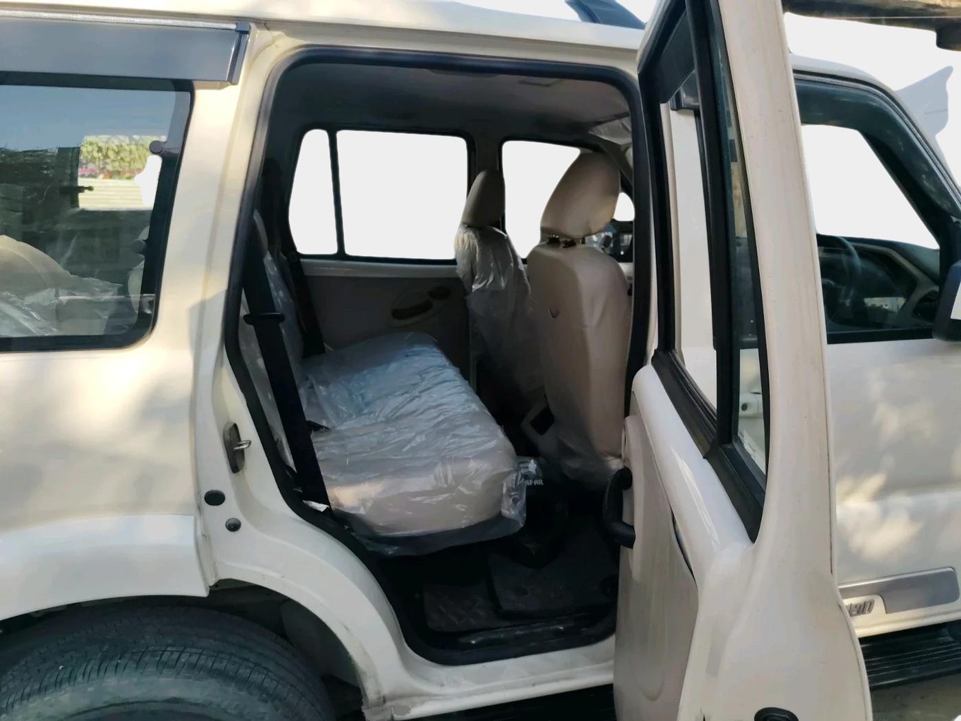 2022 Mahindra SCORPIO CLASSIC S 7STR, Diesel, Manual, 13,166 km, interior