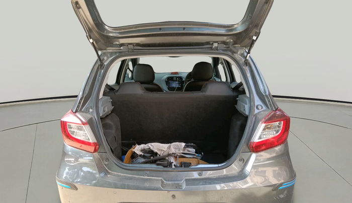 2025 Tata Tiago XE PETROL, Petrol, Manual, 3,880 km, exterior