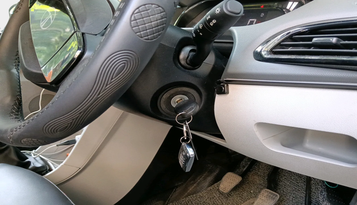 2025 Tata Tiago XE PETROL, Petrol, Manual, 3,880 km, interior