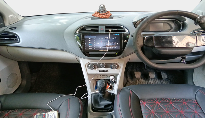 2025 Tata Tiago XE PETROL, Petrol, Manual, 3,880 km, interior