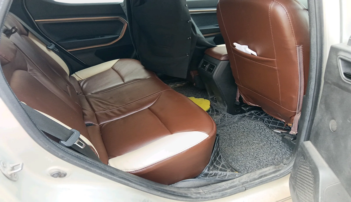 2022 Renault Kiger RXT (O) MT, Petrol, Manual, 54,015 km, interior