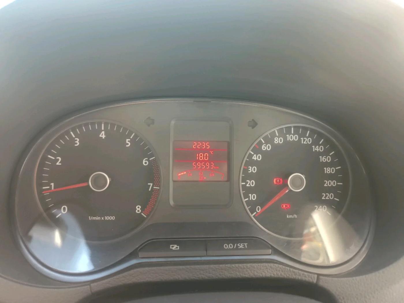 2011 Volkswagen Polo COMFORTLINE 1.2L PETROL, Petrol, Manual, 59,593 km, interior