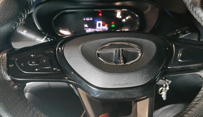 2023 Tata NEXON XMA SUNROOF PETROL, Petrol, Automatic, 36,004 km, interior