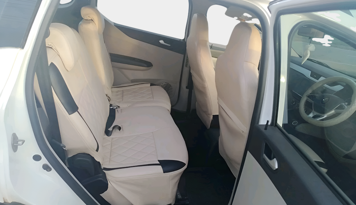 2023 Renault TRIBER RXZ, Petrol, Manual, 73,028 km, interior