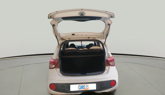 2017 Hyundai Grand i10 SPORTZ 1.2 KAPPA VTVT, Petrol, Manual, 70,046 km, exterior