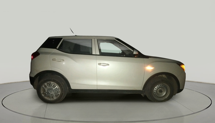 2020 Mahindra XUV300 W4 1.5 DIESEL, Diesel, Manual, 39,675 km, exterior