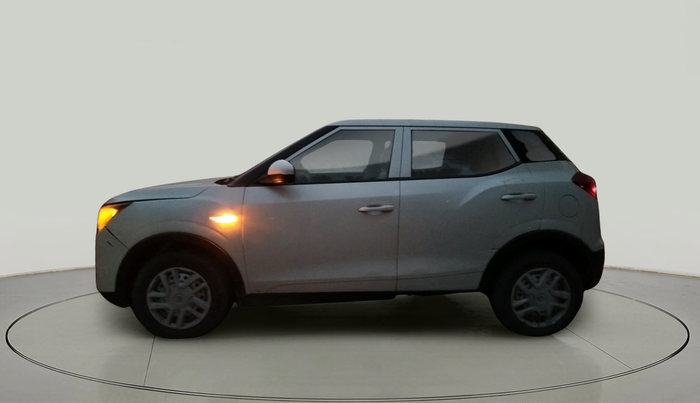 2020 Mahindra XUV300 W4 1.5 DIESEL, Diesel, Manual, 39,675 km, exterior