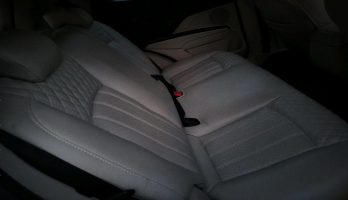 2020 Mahindra XUV300 W4 1.5 DIESEL, Diesel, Manual, 39,675 km, interior