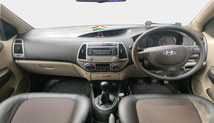 2013 Hyundai i20 MAGNA (O) 1.2, Petrol, Manual, 93,886 km, interior