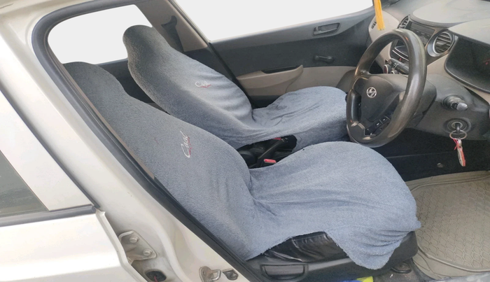 2016 Hyundai Xcent S 1.2, CNG, Manual, 1,99,774 km, interior