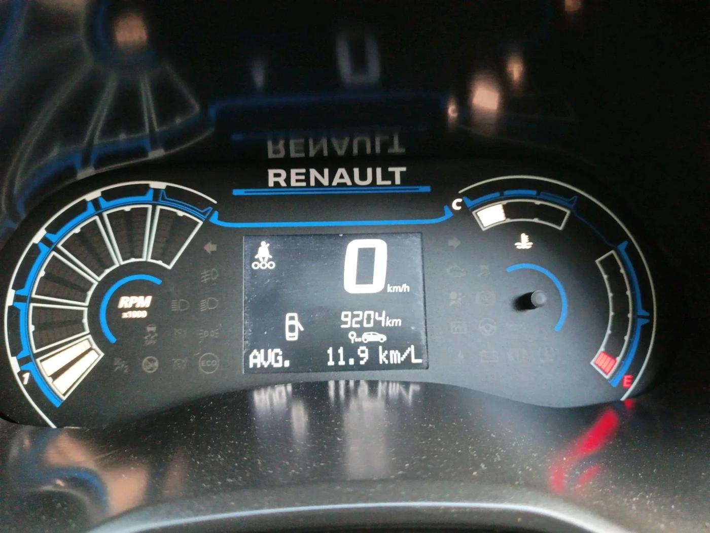 2024 Renault TRIBER RXT, Petrol, Manual, 9,204 km, interior