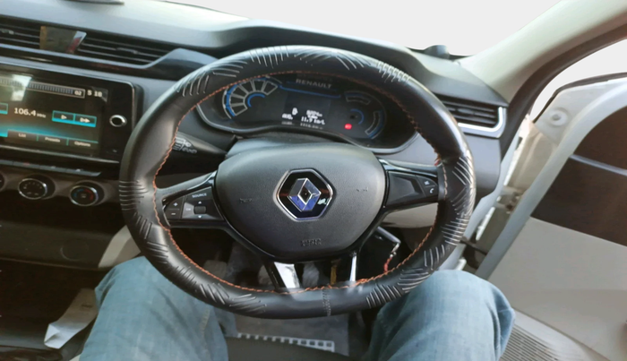 2024 Renault TRIBER RXT, Petrol, Manual, 9,204 km, interior