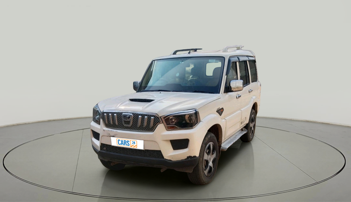 2016 Mahindra Scorpio S4 PLUS, Diesel, Manual, 1,47,145 km, exterior