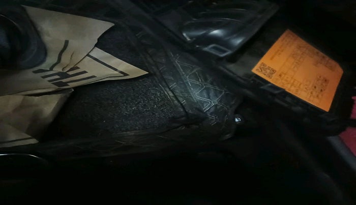 2024 KIA SONET HTK PLUS 1.0 TURBO PETROL IMT, Petrol, Manual, 14,152 km, interior