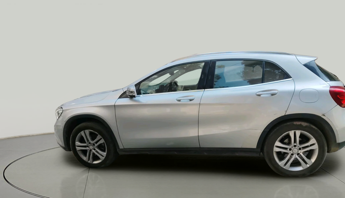 2015 Mercedes Benz GLA Class 200 STYLE , Petrol, Automatic, 1,07,783 km, exterior