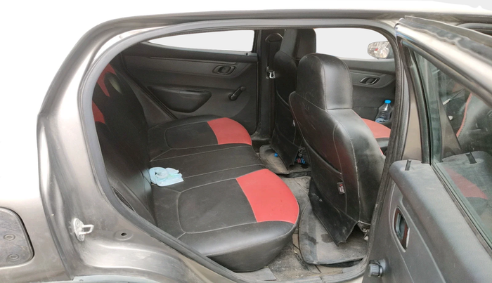 2016 Renault Kwid RXT 0.8, Petrol, Manual, 1,00,413 km, interior