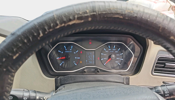 2018 Mahindra Scorpio S11 2WD, Diesel, Manual, 75,513 km, interior