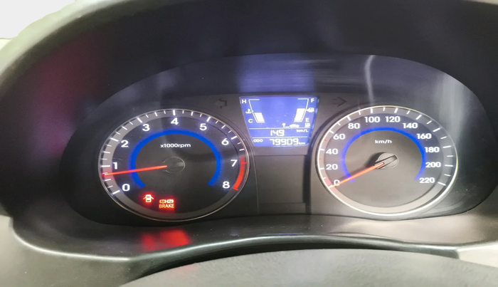 2015 Hyundai Verna FLUIDIC 4S 1.6 VTVT S, Petrol, Manual, 79,909 km, interior