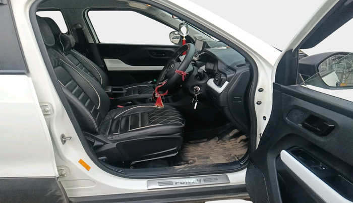 2024 Tata PUNCH PURE MT, Petrol, Manual, 26,222 km, interior