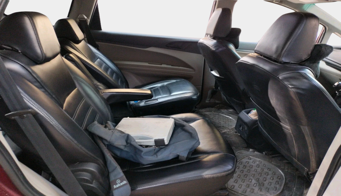 2018 Mahindra MARAZZO M4 7 STR, Diesel, Manual, 95,129 km, interior