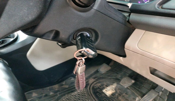 2018 Mahindra MARAZZO M4 7 STR, Diesel, Manual, 95,129 km, interior