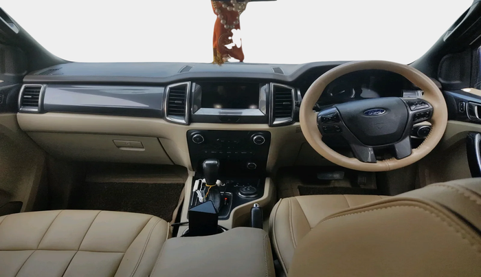 2017 Ford Endeavour TITANIUM 3.2 4X4 AT, Diesel, Automatic, 1,32,340 km, interior