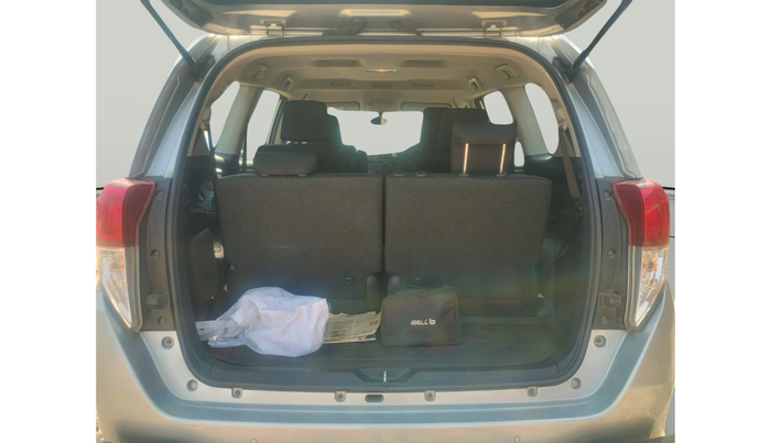 2022 Toyota Innova Crysta 2.4 GX AT 7 STR, Diesel, Automatic, 27,358 km, exterior