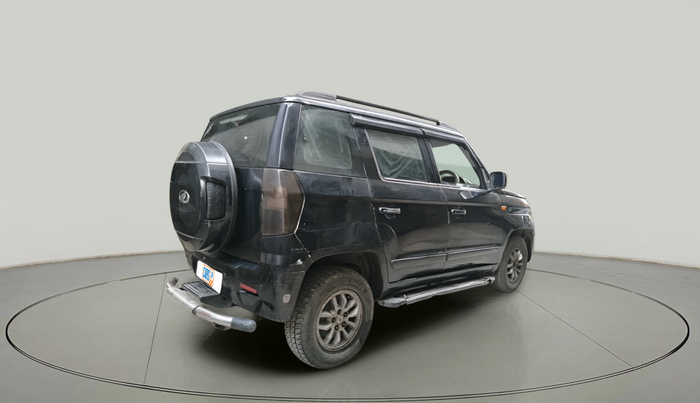 2016 Mahindra TUV300 T8, Diesel, Manual, 1,42,876 km, exterior