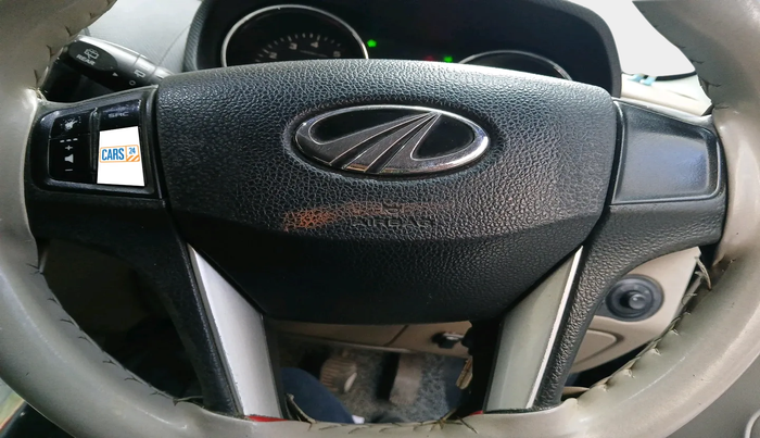 2016 Mahindra TUV300 T8, Diesel, Manual, 1,42,876 km, interior
