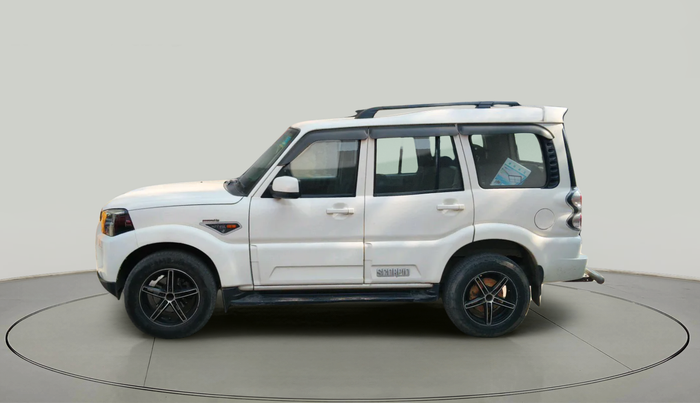 2017 Mahindra Scorpio S6 PLUS 1.99, Diesel, Manual, 1,39,961 km, exterior