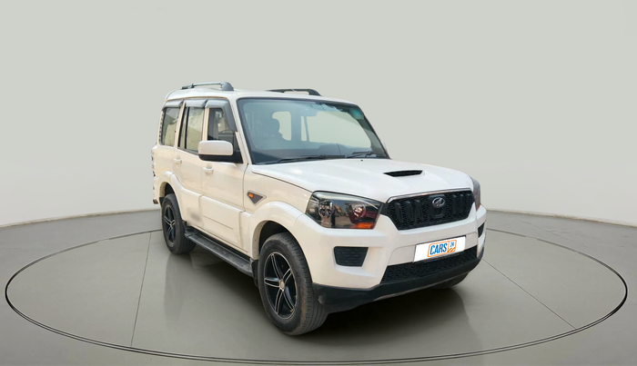 2017 Mahindra Scorpio S6 PLUS 1.99, Diesel, Manual, 1,39,961 km, exterior