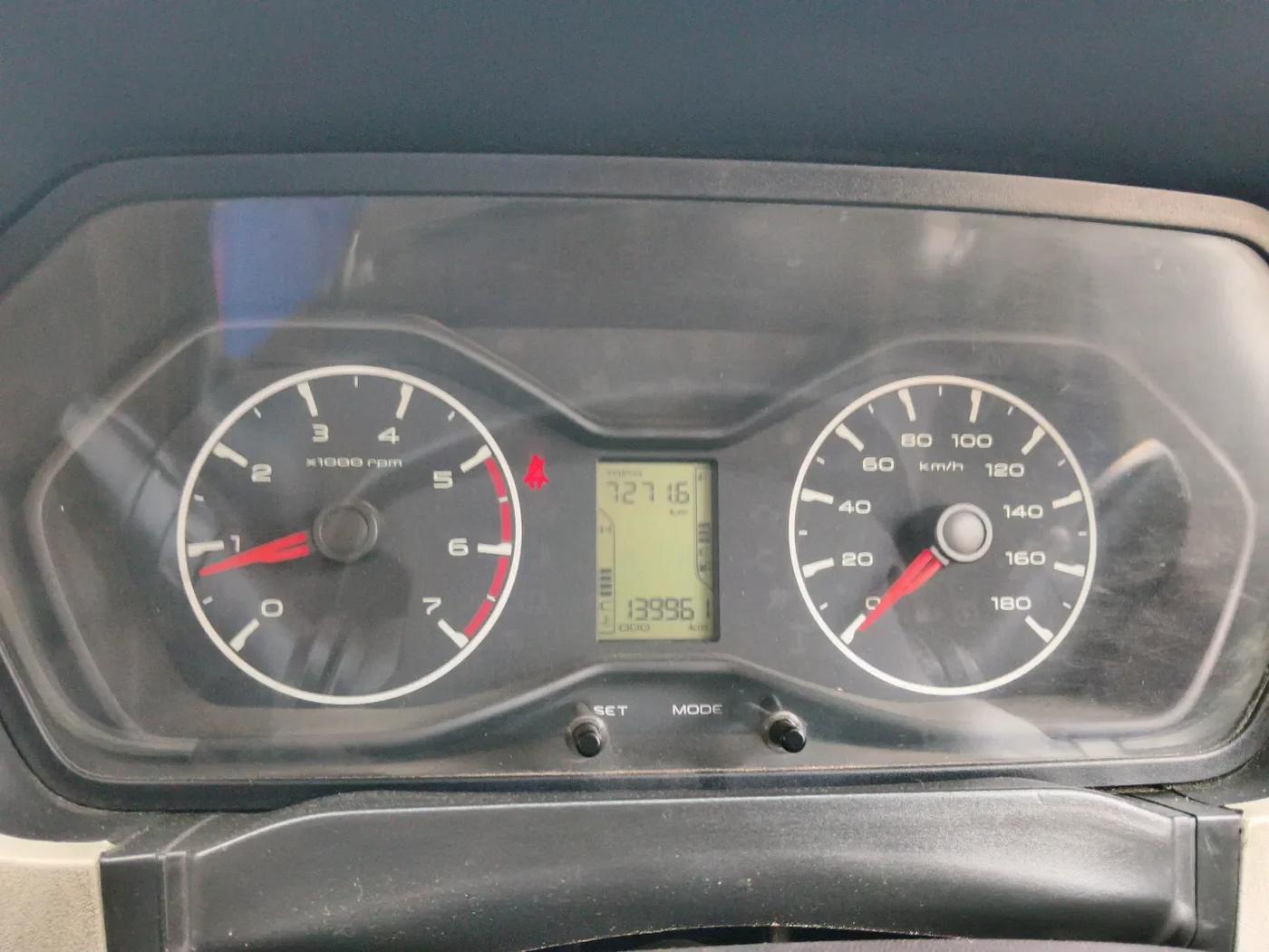 2017 Mahindra Scorpio S6 PLUS 1.99, Diesel, Manual, 1,40,275 km, interior