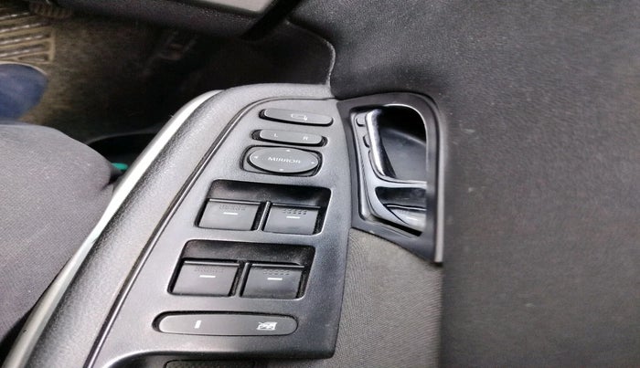 2017 Tata Hexa XM 4X2 7 STR, Diesel, Manual, 81,510 km, interior