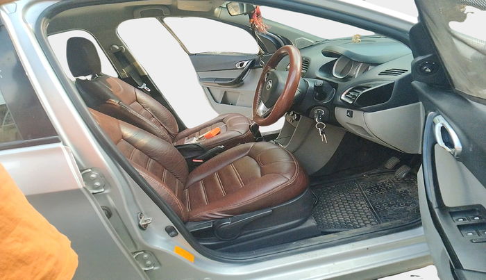 2016 Tata Tiago XZ PETROL, Petrol, Manual, 1,44,726 km, interior
