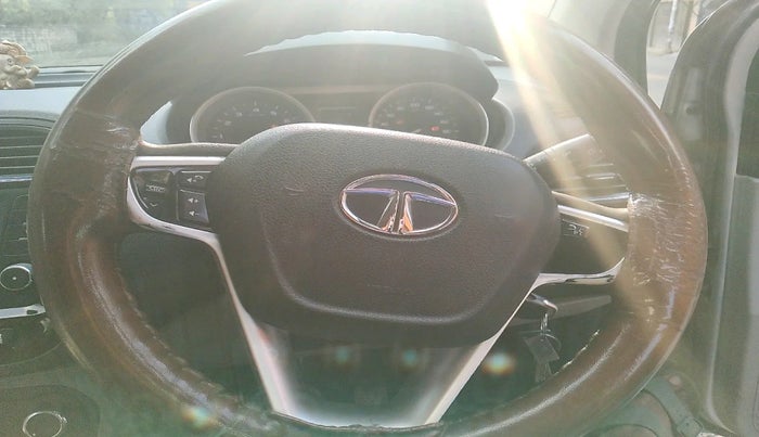 2016 Tata Tiago XZ PETROL, Petrol, Manual, 1,44,726 km, interior